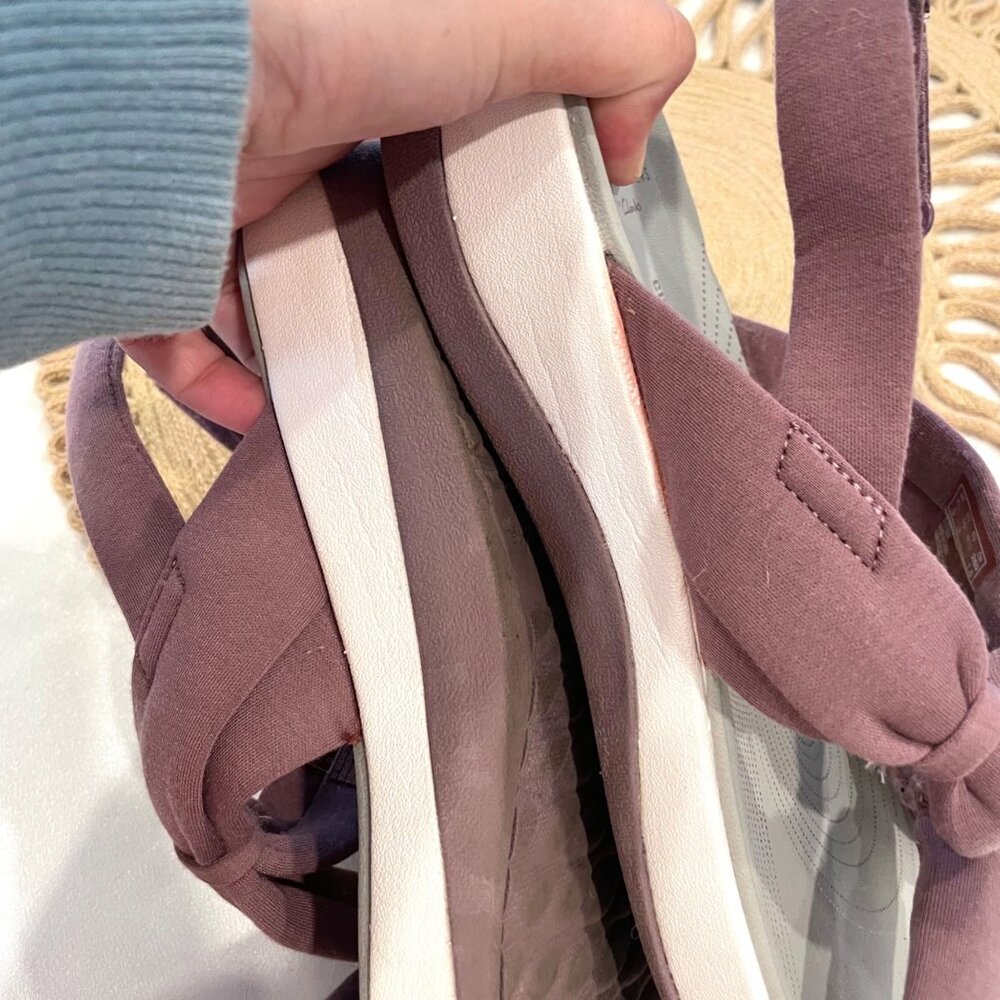 Clarks Cloudstepper Adjustable Lavender Open Toe … - image 8